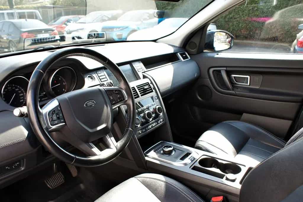 Land Rover Discovery Sport 2.0 LEDER/NAVI/AUTOMAT/AHK 10/2017-photo-9