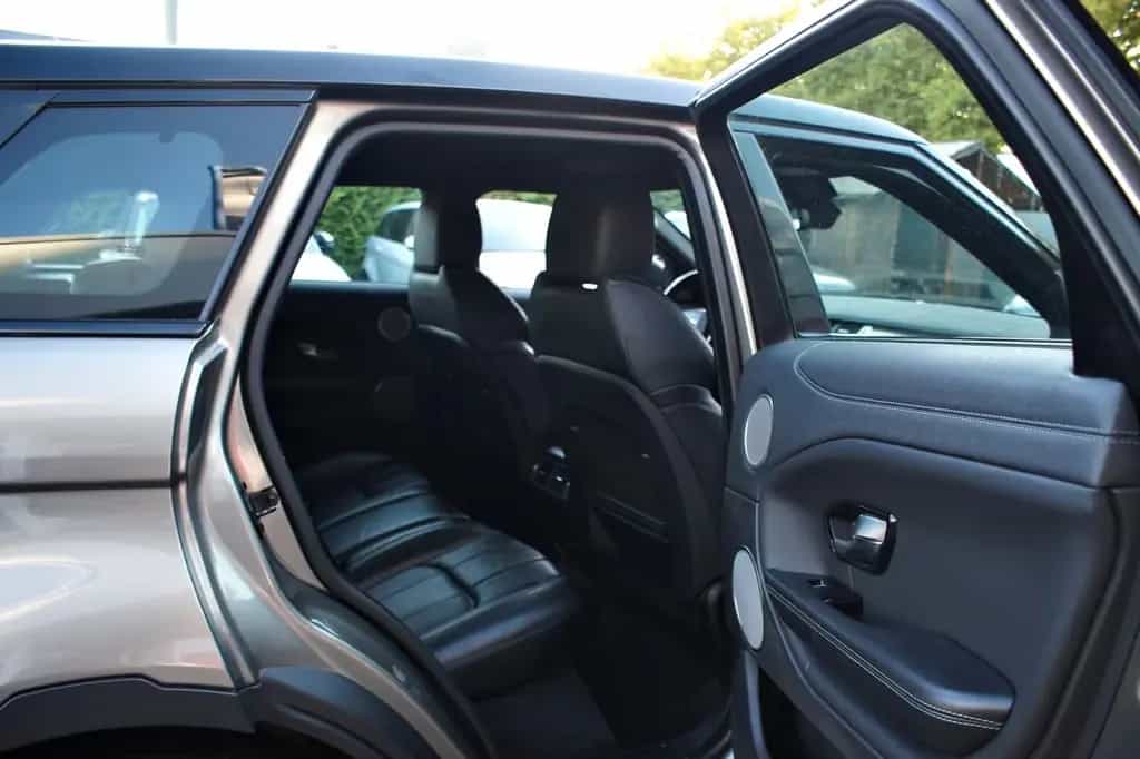Land Rover Range Rover Rover Evoque R-DYNAMIC SE AWD/PANO/LEDER 05/2019-photo-17