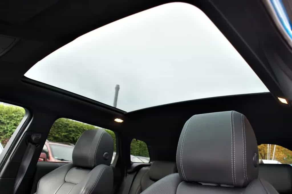 Land Rover Range Rover Rover Evoque R-Dynamic LEDER/PANO/AHK/AWD 08/2018-photo-11