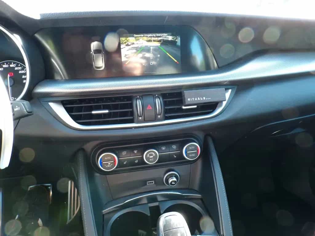 Alfa Romeo Stelvio Lusso Q4 07/2019-photo-12