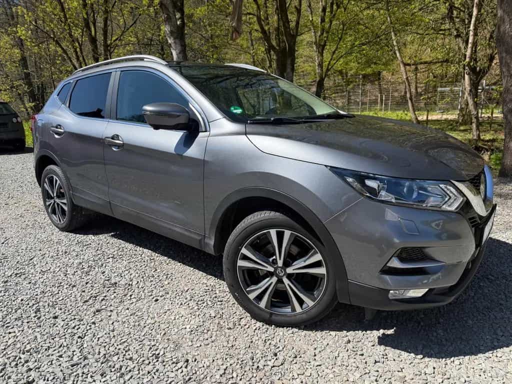 Nissan Qashqai N-Connecta Navi Kamera Panoram. 06/2018-photo-0