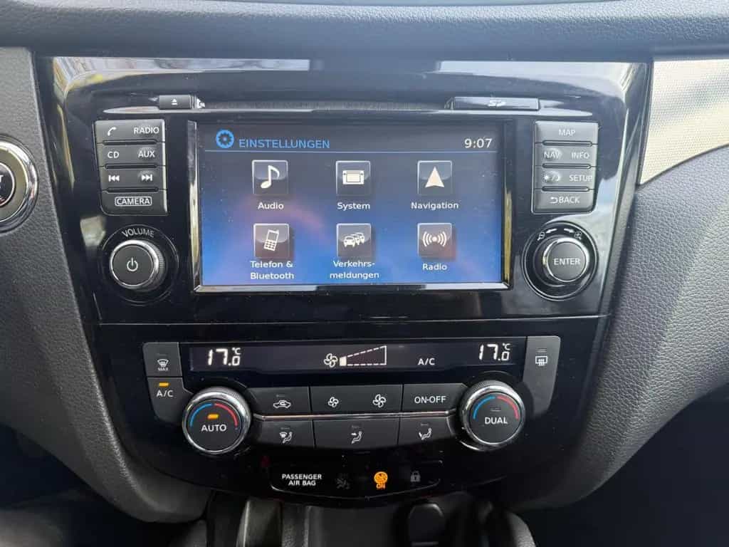 Nissan Qashqai N-Connecta Navi Kamera Panoram. 06/2018-photo-14