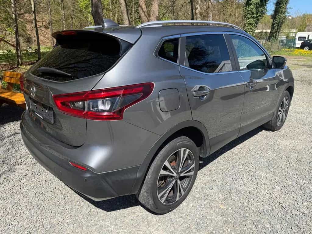 Nissan Qashqai N-Connecta Navi Kamera Panoram. 06/2018-photo-2
