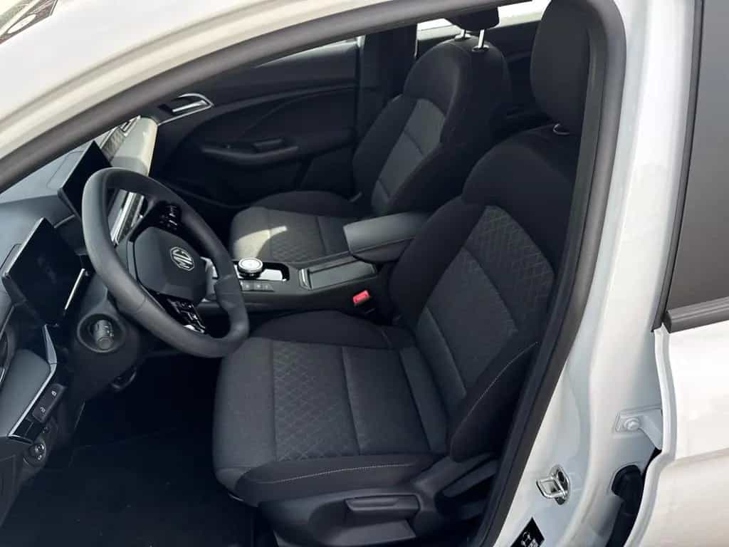 MG MG3 1.5 AT Hybrid Com *Kamera*AAC 03/2025-photo-5