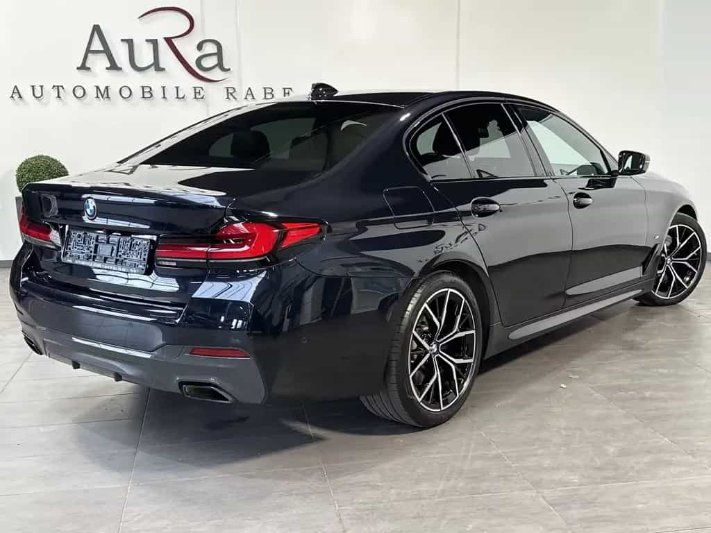 BMW 5 Series d xDrive M Sport NAV+LASER+HEADUP+KAM+19ZO+PP 11/2022-photo-3