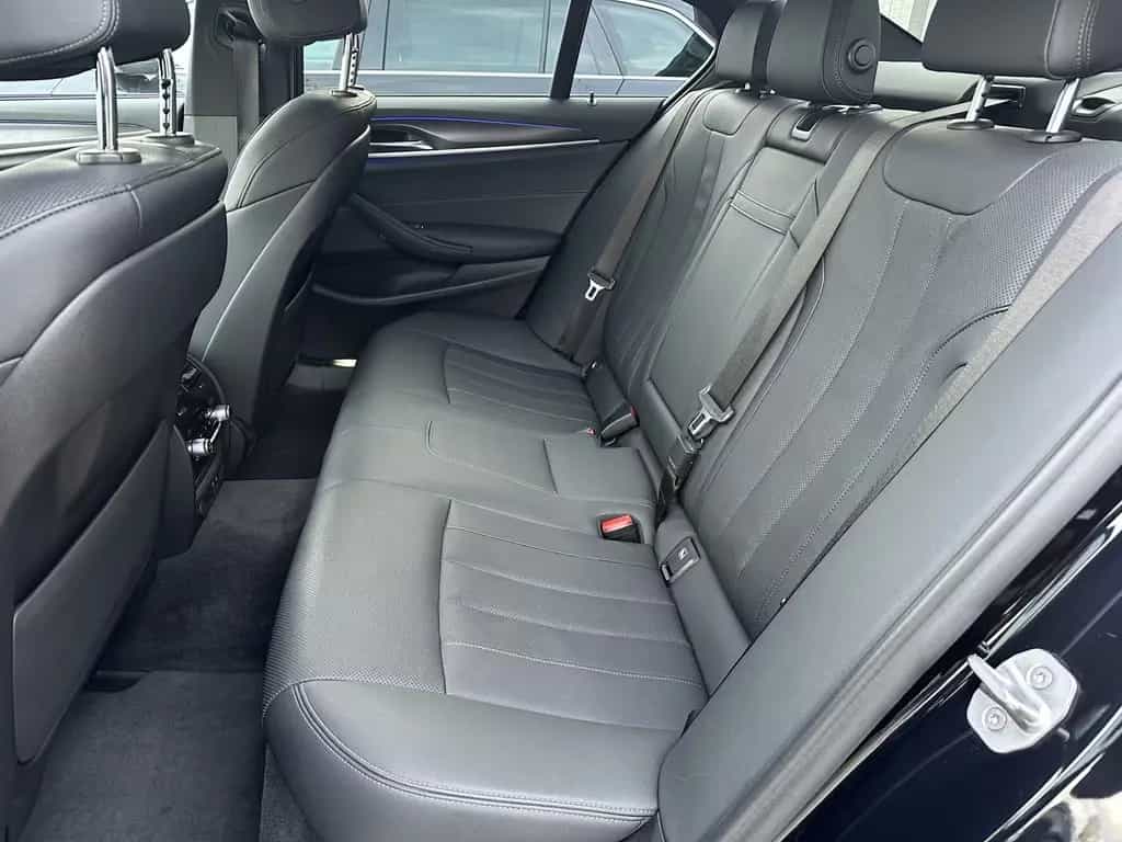 BMW 5 Series d xDrive M Sport NAV+LASER+HEADUP+KAM+19ZO+PP 11/2022-photo-9