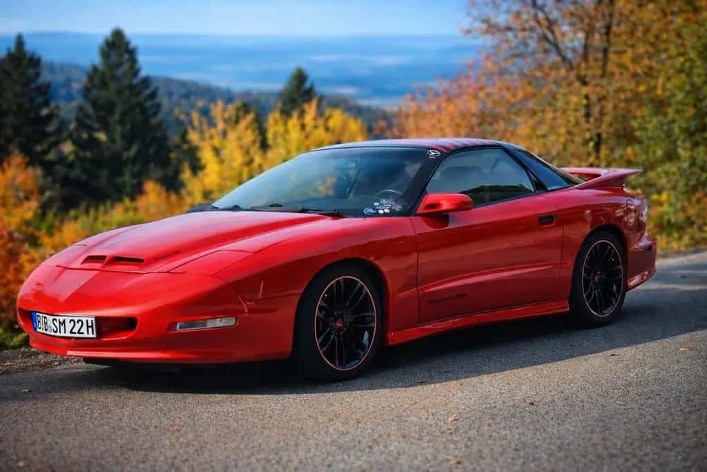 Pontiac Trans Am 02/1994-photo-8