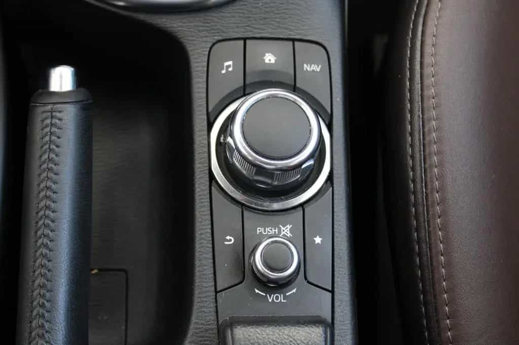 Mazda CX-3 AWD*Tüv&Inspektion Neu*Automatik*Kamera*LED 10/2018-photo-27