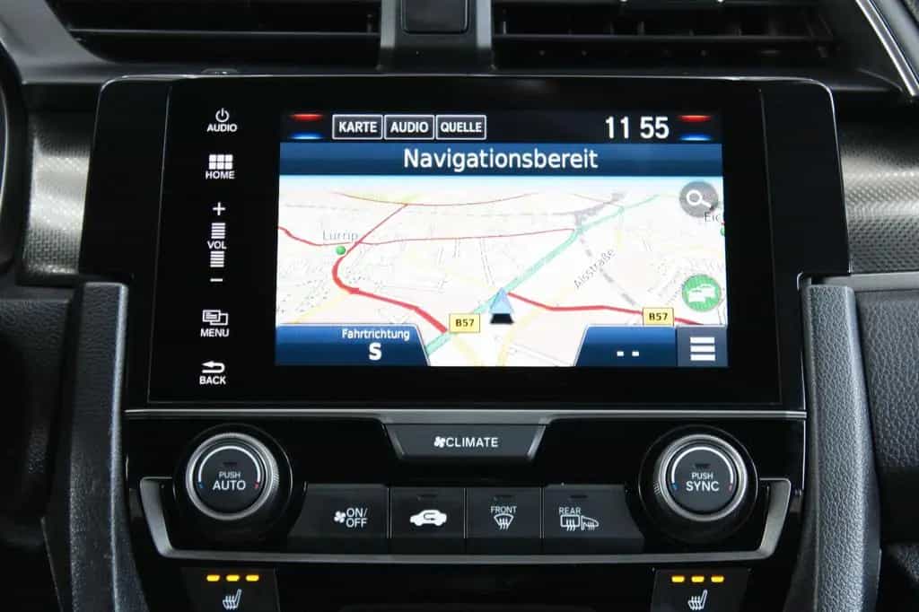 Honda Civic *Navi*LED*Scheckheft*Kamera*Spurhalte* 03/2017-photo-22