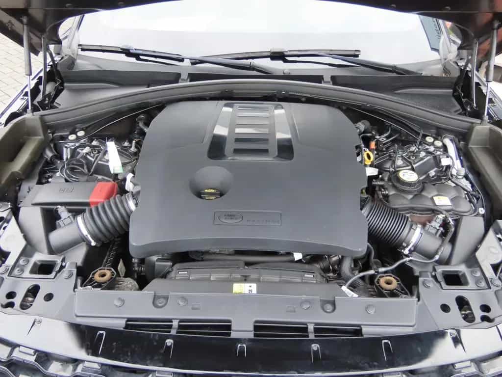 Land Rover Range Rover Velar 3.0 P400 R-Dynamic HSE AWD 05/2021-photo-24