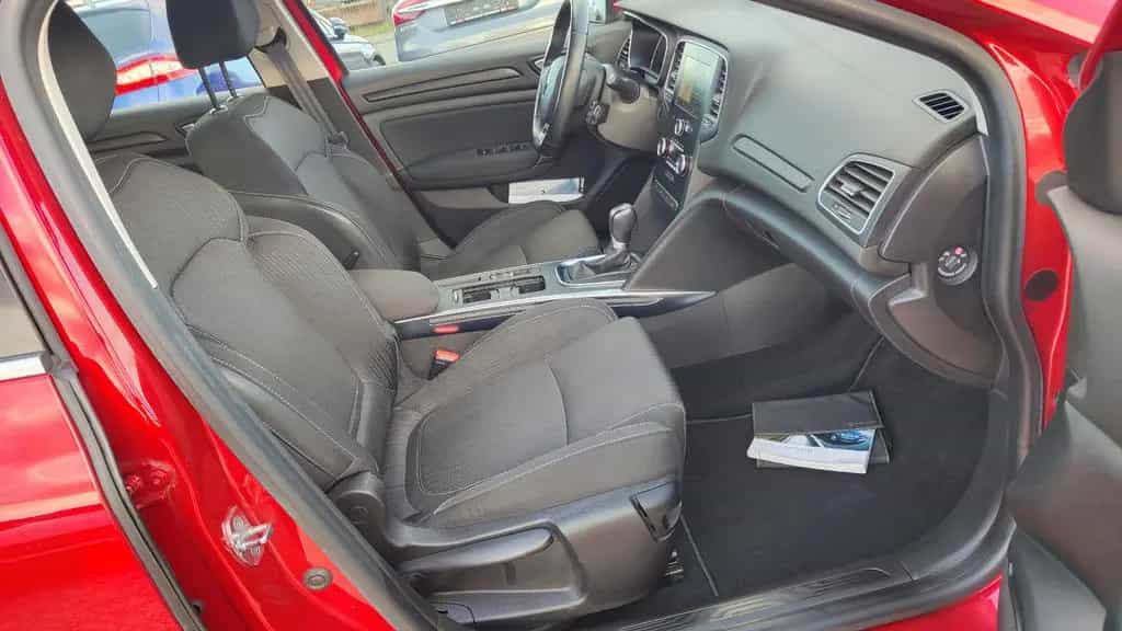 Renault Megane IV 1.3 TCe Grandtour Business Edition** 05/2019-photo-39