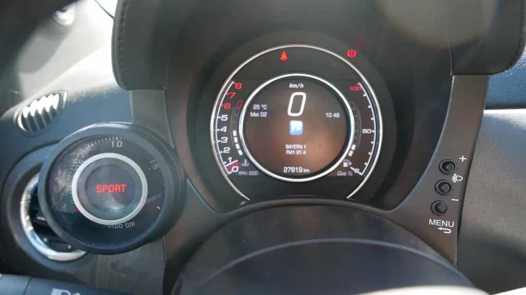 Abarth 500 Cabrio 595 C Competizione 180PS 03/2016-photo-22