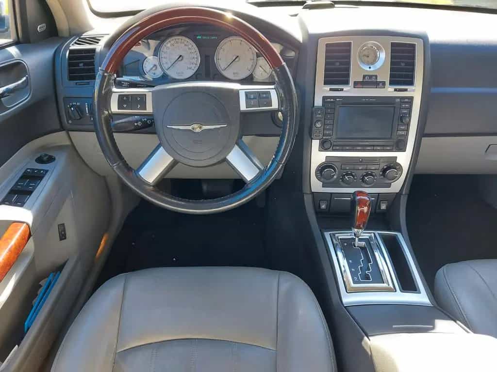Chrysler 300C Touring 3.0 CRD Autom. - 07/2007-photo-4