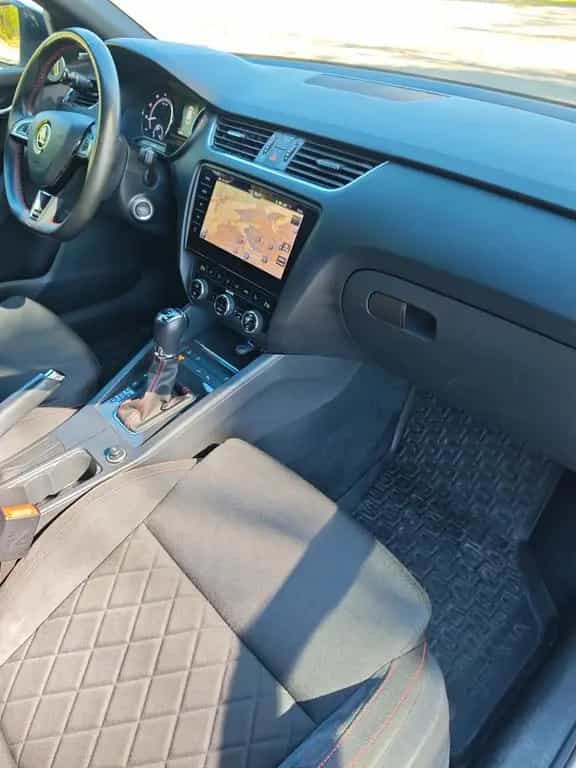 Skoda Octavia Combi 5E Facelift RS DSG 06/2017-photo-9