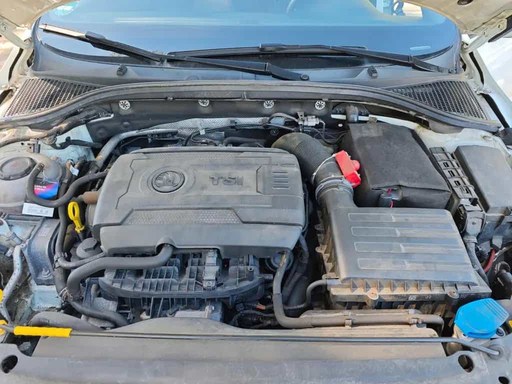 Skoda Octavia Combi 5E Facelift RS DSG 06/2017-photo-11
