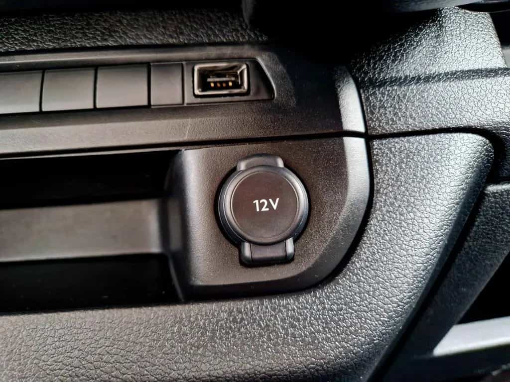 Opel Vivaro Kasten Edition M L2 Lang +Regalsystem 06/2021-photo-18