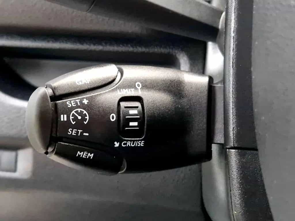 Opel Vivaro Kasten Edition M L2 Lang +Regalsystem 06/2021-photo-21