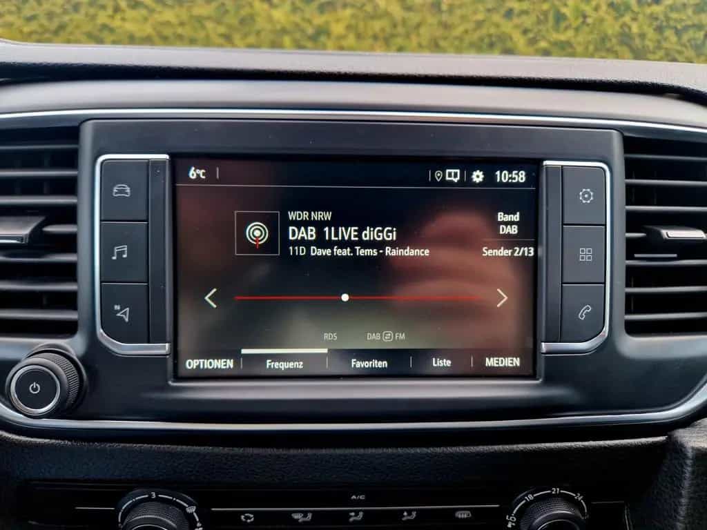 Opel Vivaro Kasten Edition M L2 Lang +Regalsystem 06/2021-photo-25