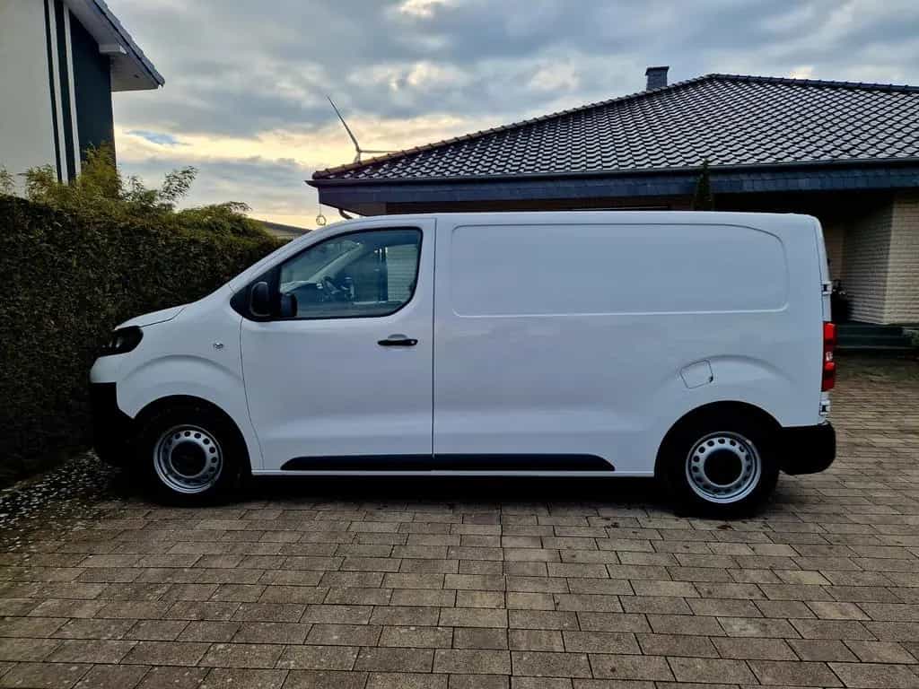 Opel Vivaro Kasten Edition M L2 Lang +Regalsystem 06/2021-photo-6