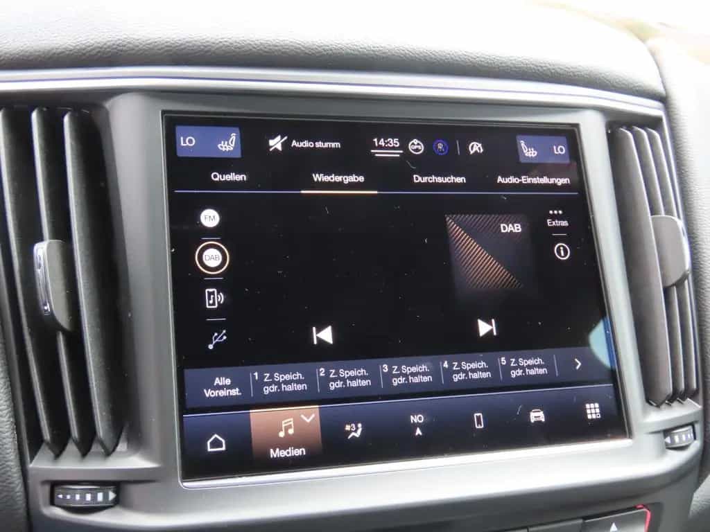 Maserati Levante Q4 3.0 V6 Autom. 360° Kamera Panorama 03/2021-photo-12