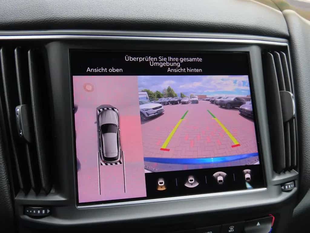 Maserati Levante Q4 3.0 V6 Autom. 360° Kamera Panorama 03/2021-photo-9