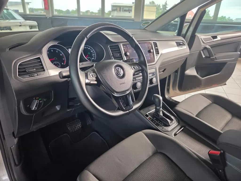 Volkswagen Golf VII Sportsvan 1.5 TSI Automatik 08/2018-photo-24