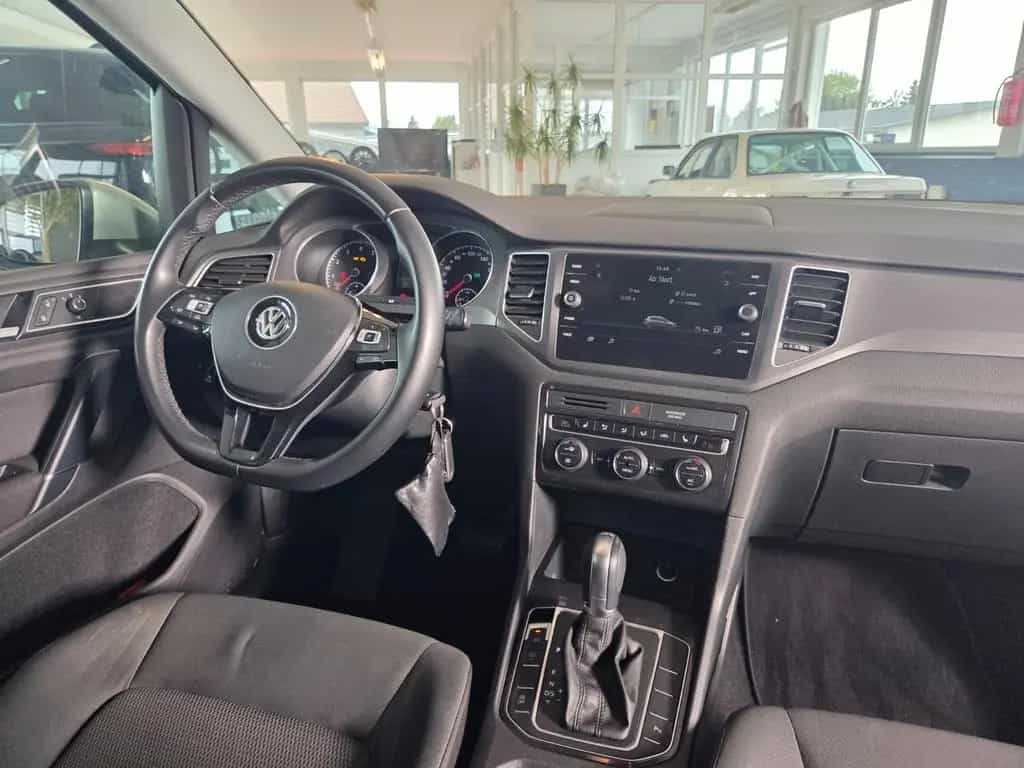 Volkswagen Golf VII Sportsvan 1.5 TSI Automatik 08/2018-photo-5
