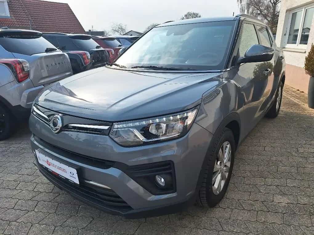 Ssangyong Tivoli 1.5 T-GDi Quartz 2WD*AT*NAVI*KLIMA*PDC* 11/2019-photo-1