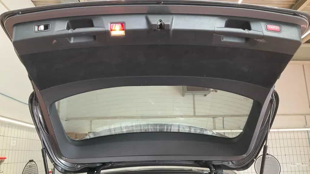 Mercedes-Benz E 200 ALLRAD AHK*LED*Kamera*DAB*Navi*Teilleder 04/2022-photo-17