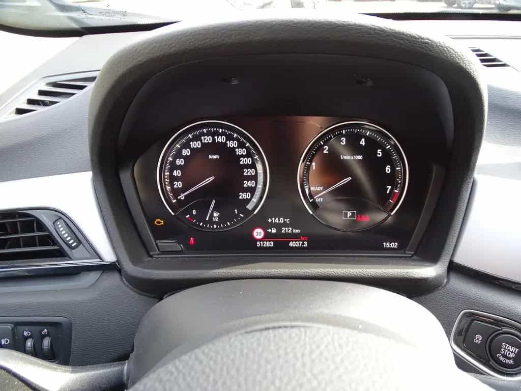BMW X1 sDrive 18 i Advantage Steptronic 10/2022-photo-10