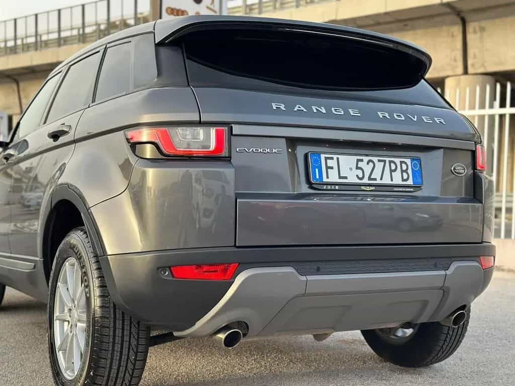 Land Rover Range Rover Evoque 2.0 DIESEL 150 CV 5p. SE AUT. 4X4 09/2017-photo-9