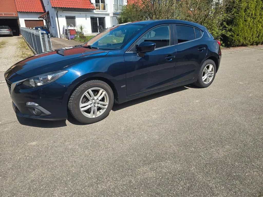 Mazda 3 Center-Line 120PS 5-Türer 03/2015-photo-1