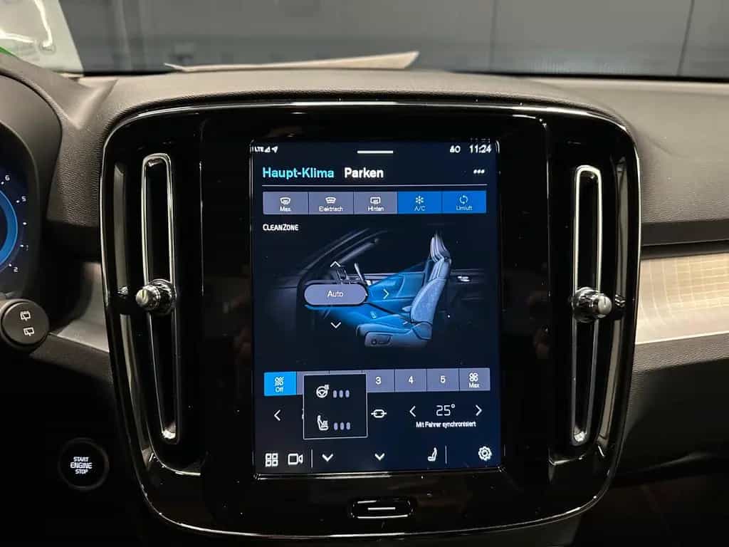 Volvo XC40 Plus Black Edition *20Zoll*360°*Privacy*LED 07/2025-photo-20