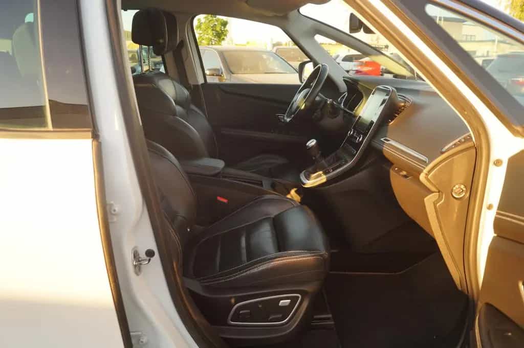 Renault Grand Scenic IV Initiale Paris 7Sitze Kamera Nav 09/2018-photo-5
