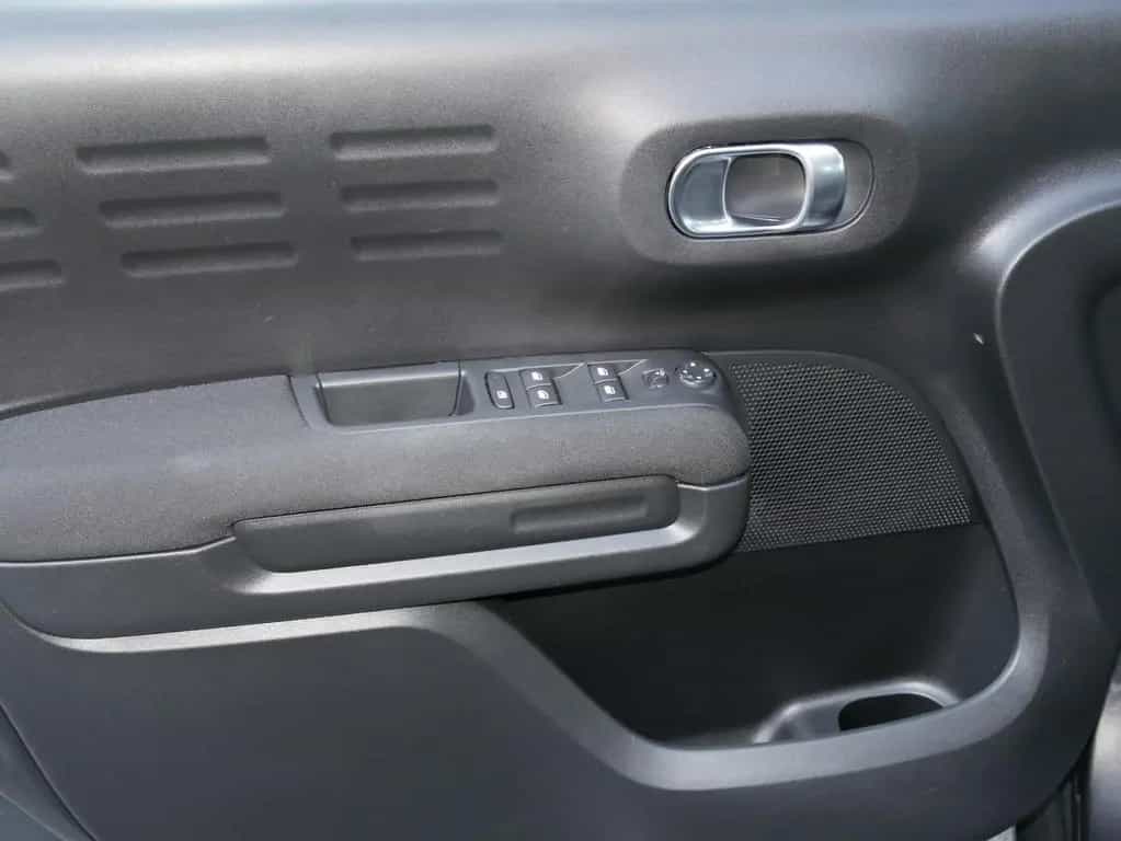 Citroën C3 Aircross Citroen C3 Aircross Shine 1,2 PurTech 130 PS LED 04/2023-photo-15