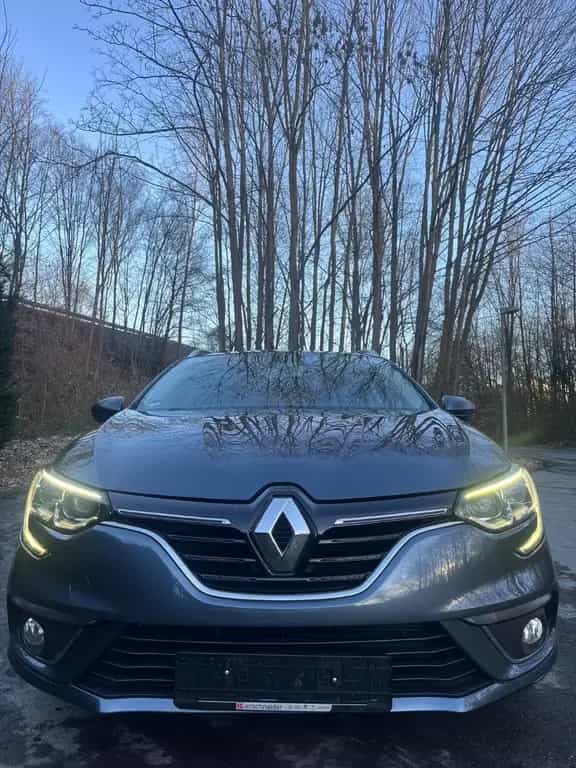 Renault Megane IV Grandtour Experience/Shz/Klima/Wng Km 02/2017-photo-1