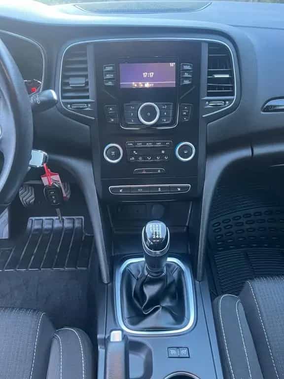 Renault Megane IV Grandtour Experience/Shz/Klima/Wng Km 02/2017-photo-10