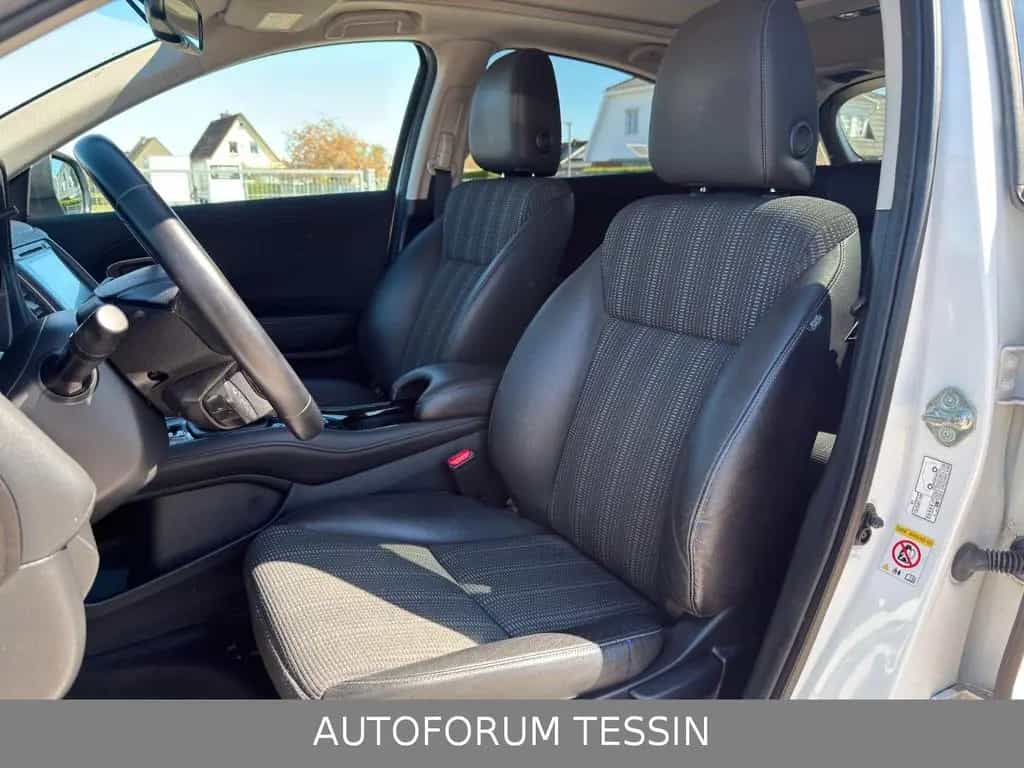 Honda HR-V Executive 1.HAND+39TKM+AHK+LED+PDC 02/2016-photo-9
