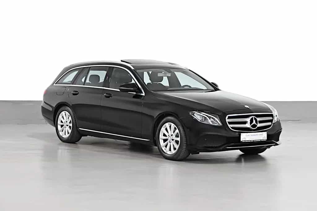 Mercedes-Benz E-Class 220 D T AVANTGARDE *FINANZIERUNG MÖGLICH* 01/2017-photo-0