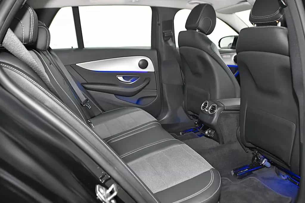 Mercedes-Benz E-Class 220 D T AVANTGARDE *FINANZIERUNG MÖGLICH* 01/2017-photo-28