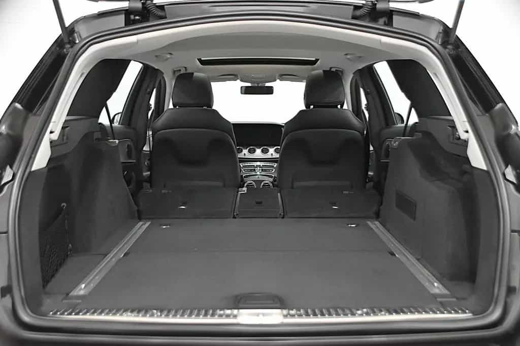 Mercedes-Benz E-Class 220 D T AVANTGARDE *FINANZIERUNG MÖGLICH* 01/2017-photo-31