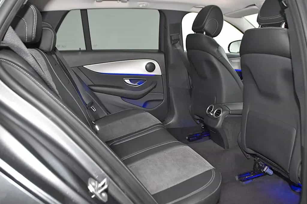 Mercedes-Benz E-Class 220 D T AVANTGARDE *FINANZIERUNG MÖGLICH* 06/2017-photo-27
