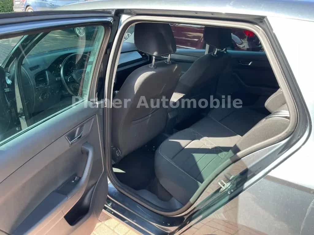 Skoda Fabia Style Sitzh. DSG HU/AU Service neu 06/2015-photo-7