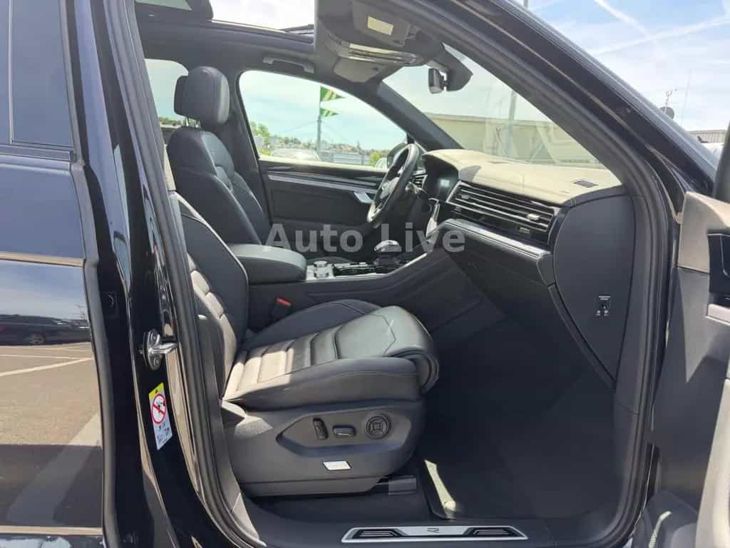 Volkswagen Touareg 3.0 TSI*R LINE*BlackS*PAN*MATRI*LUFT*VOL 03/2022-photo-24