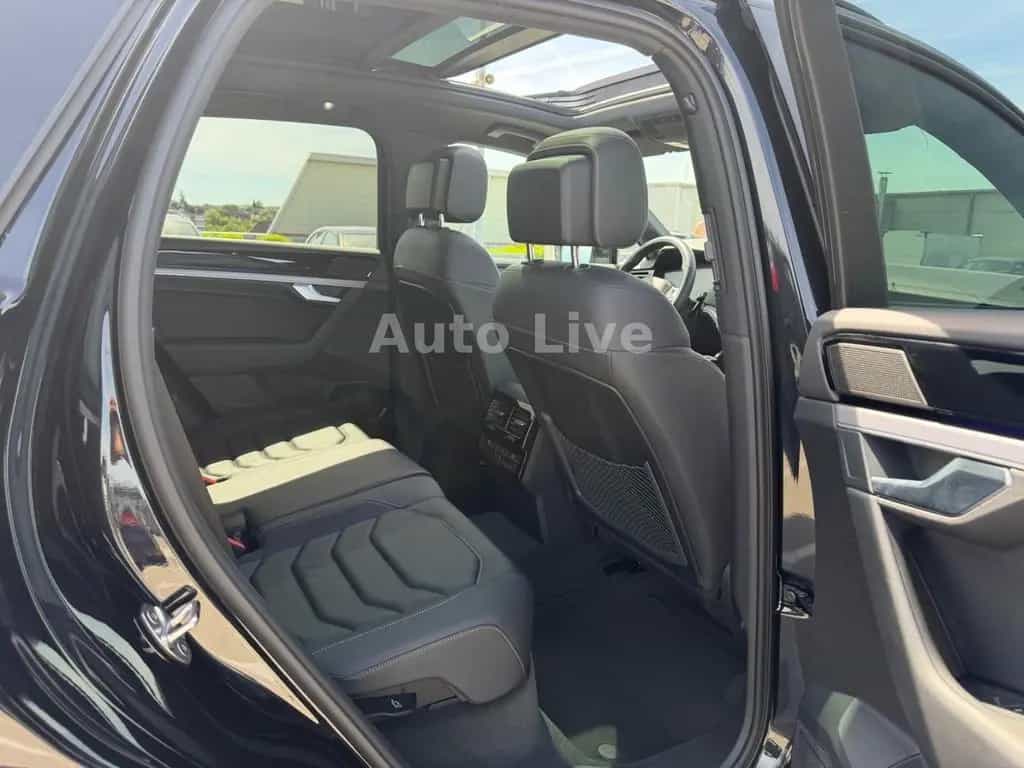 Volkswagen Touareg 3.0 TSI*R LINE*BlackS*PAN*MATRI*LUFT*VOL 03/2022-photo-26