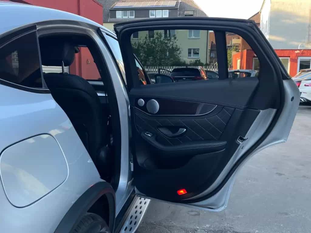 Mercedes-Benz GLC 300 Coupe 4Matic AMG/DESIGNO*MEMORY**VOLL** 04/2018-photo-35