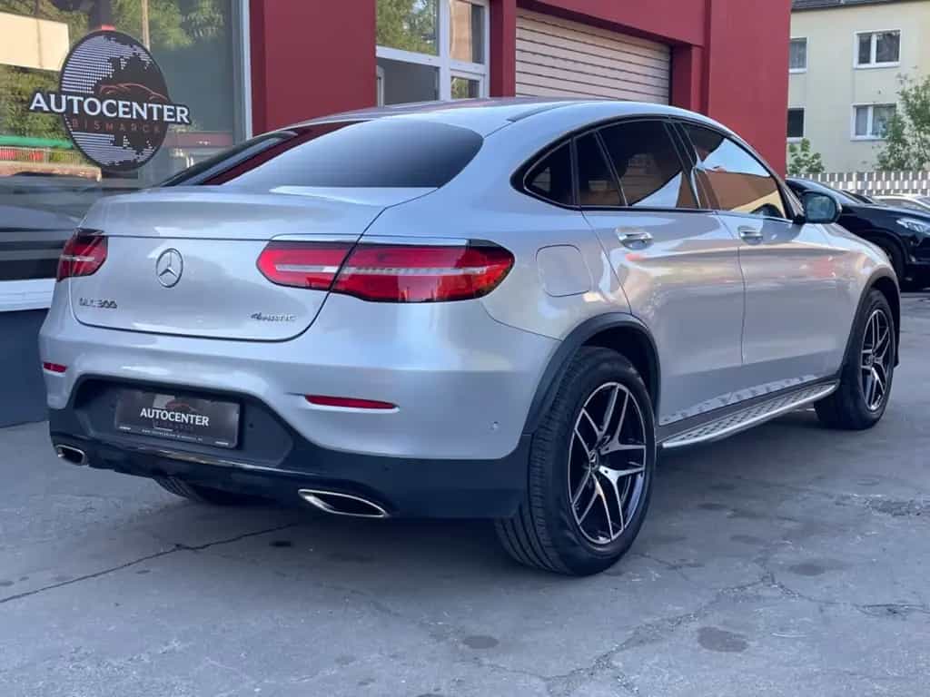 Mercedes-Benz GLC 300 Coupe 4Matic AMG/DESIGNO*MEMORY**VOLL** 04/2018-photo-4