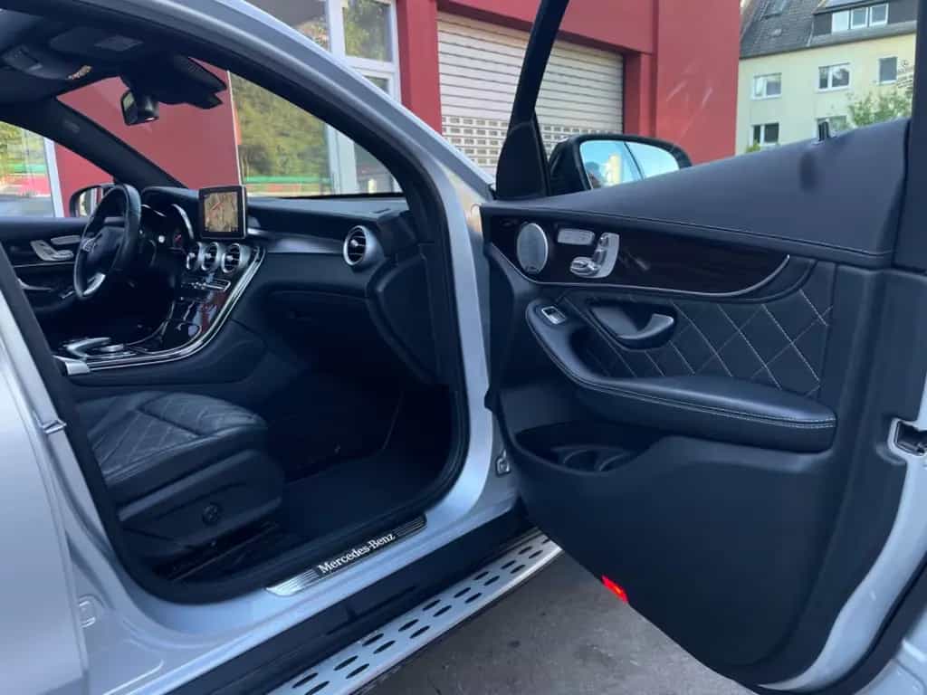 Mercedes-Benz GLC 300 Coupe 4Matic AMG/DESIGNO*MEMORY**VOLL** 04/2018-photo-41