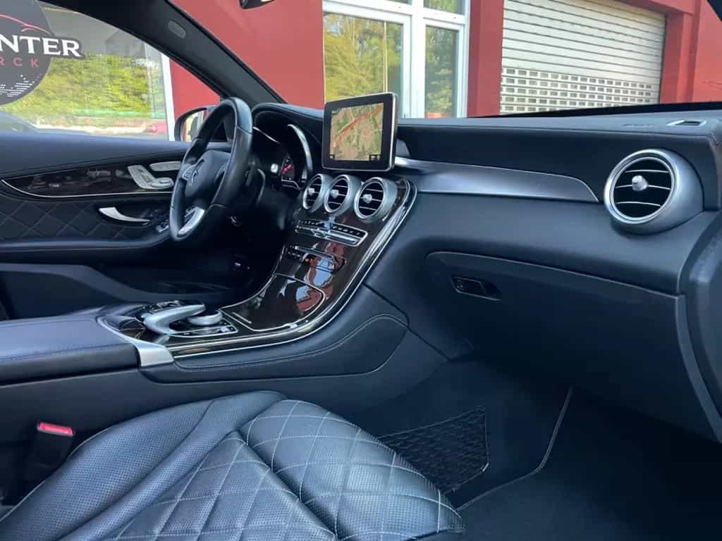 Mercedes-Benz GLC 300 Coupe 4Matic AMG/DESIGNO*MEMORY**VOLL** 04/2018-photo-42