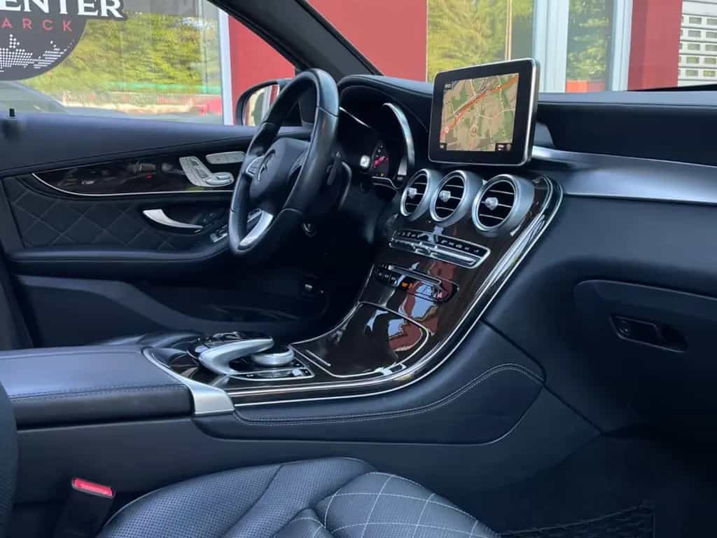 Mercedes-Benz GLC 300 Coupe 4Matic AMG/DESIGNO*MEMORY**VOLL** 04/2018-photo-44
